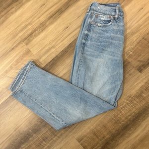 American Eagle Baggy Jean Size 4 Short